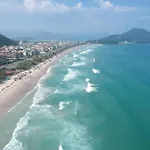 Em Frente A Praia Grande Ubatuba